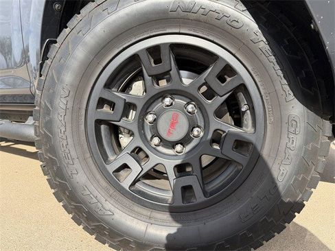 Certified 2024 Toyota 4Runner SR5 Premium image 11