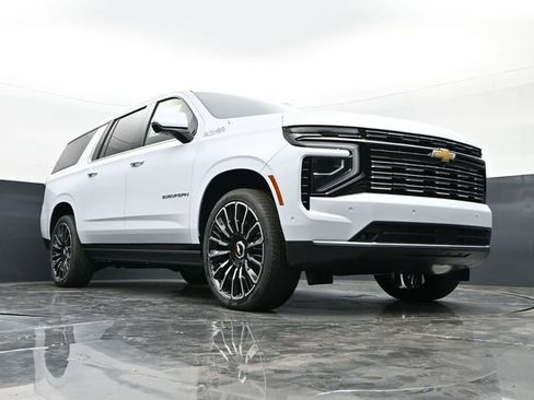 New 2026 Chevrolet Suburban High Country AWD/4WD image 42