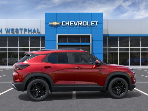 New 2026 Chevrolet TrailBlazer LT w/ Midnight Edition FWD image 5