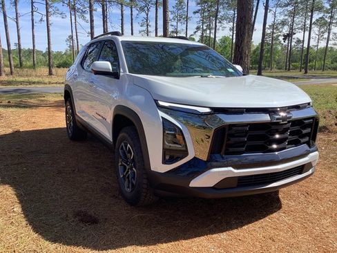 New 2026 Chevrolet Equinox ACTIV image 6