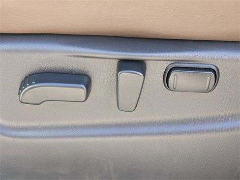 Used 2019 Nissan Armada Platinum w/ Captain's Chairs Package image 17