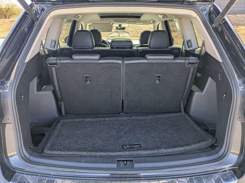 Used 2023 Volkswagen Atlas SE w/ Panoramic Sunroof Package image 13