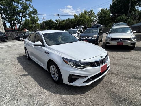 Used 2019 Kia Optima LX FWD image 16