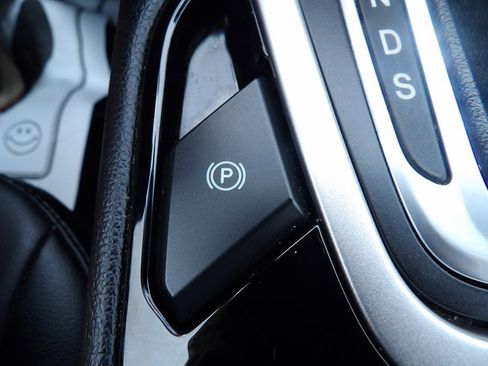 Used 2018 Ford Edge SEL w/ Equipment Group 201A image 31