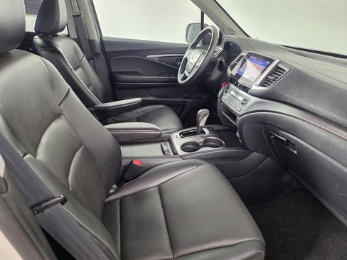 Used 2019 Honda Ridgeline RTL-T image 43