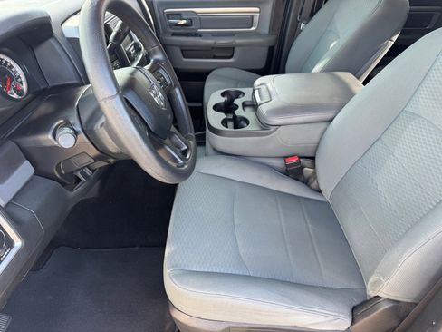 Used 2016 RAM 2500 SLT image 17