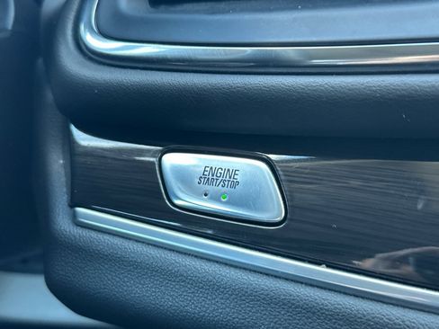 Used 2021 Buick Enclave Essence w/ Sound and Sites Package image 24