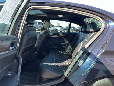 Used 2017 BMW 540i w/ Premium Package image 28