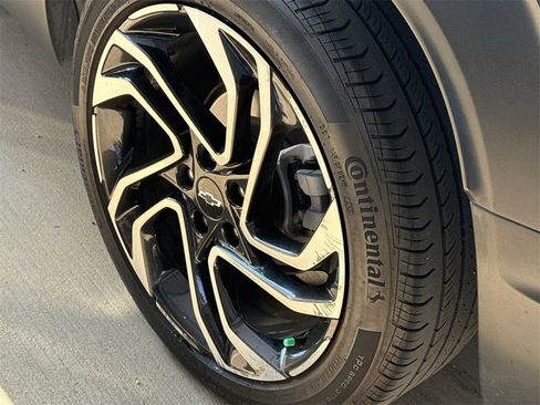 Used 2024 Chevrolet TrailBlazer RS w/ Convenience Package image 10