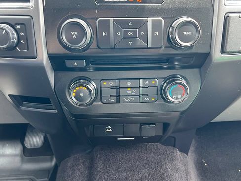 Used 2016 Ford F150 XLT w/ Equipment Group 301A Mid AWD/4WD image 29