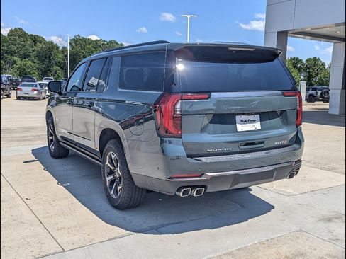 New 2026 GMC Yukon XL AT4 Ultimate w/ LPO, Floor Liner Package AWD/4WD image 8