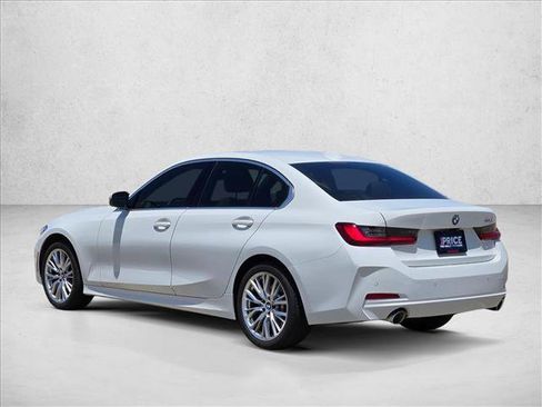 Used 2024 BMW 330i Sedan w/ Convenience Package RWD image 7