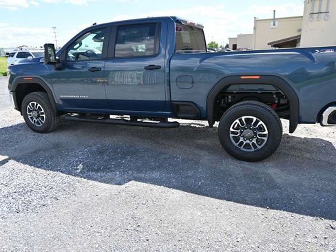 New 2026 GMC Sierra 3500 Pro AWD/4WD image 8