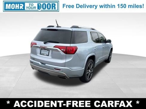 Used 2017 GMC Acadia Denali w/ Technology Package FWD image 5