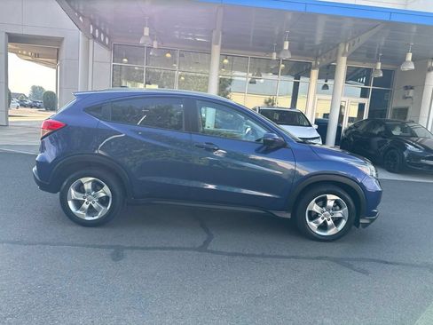 Used 2016 Honda HR-V EX-L image 4
