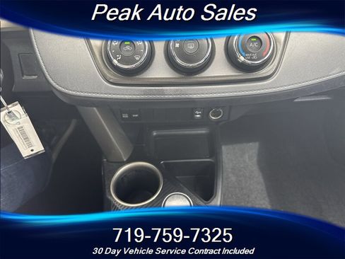 Used 2015 Toyota RAV4 LE image 19