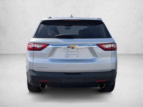 Used 2020 Chevrolet Traverse LS FWD image 11