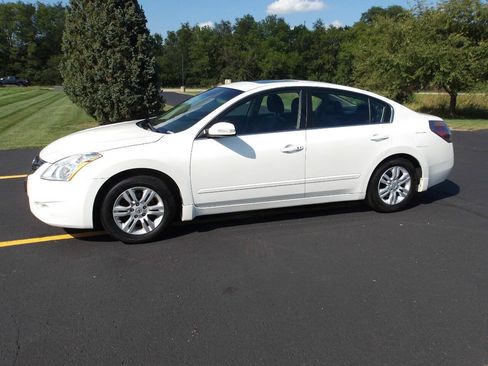 Used 2012 Nissan Altima 2.5 SL w/ 2.5SL Pkg FWD image 9