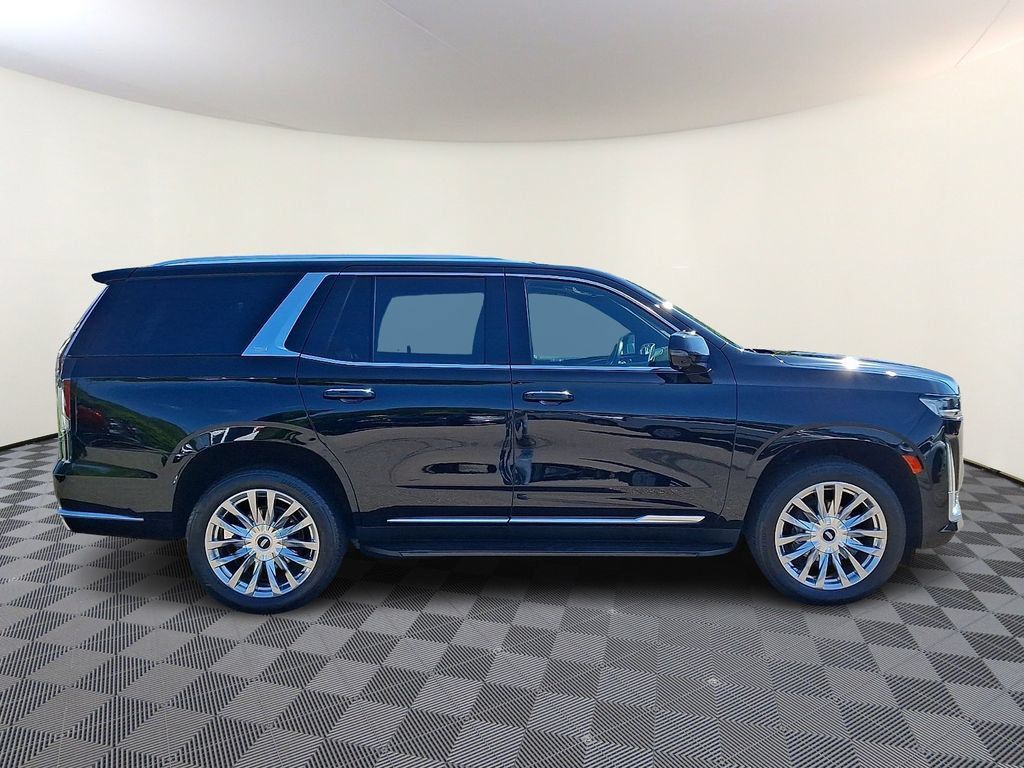 Used 2024 Cadillac Escalade Premium Luxury w/ Performance Package AWD/4WD image 7