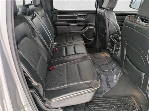 Used 2022 RAM 1500 Laramie w/ Sport Appearance Package AWD/4WD image 18