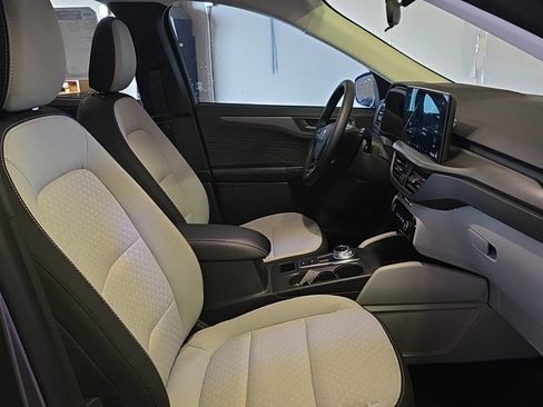 New 2025 Ford Escape Active w/ Tech Pack #1 image 12