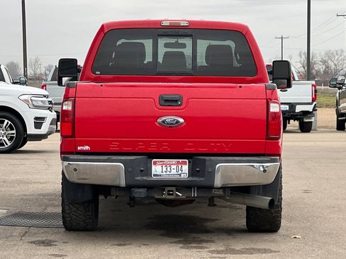 Used 2014 Ford F250 Lariat w/ Lariat Interior Package image 4