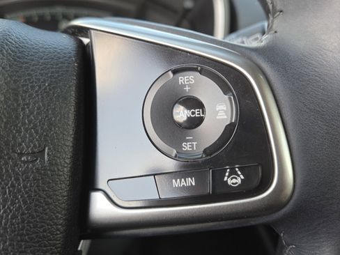 Used 2017 Honda CR-V Touring image 9