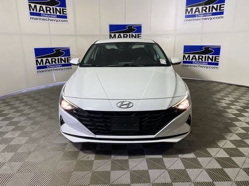 Used 2023 Hyundai Elantra SEL w/ Convenience Package image 15