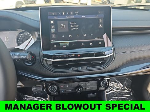 New 2026 Jeep Compass Latitude AWD/4WD image 19