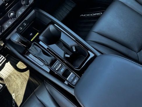 Used 2025 Honda Accord Sport image 16