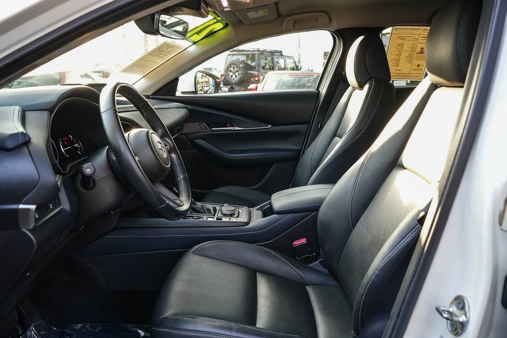 Used 2021 MAZDA CX-30 FWD 2.5 S w/ Select Package image 15