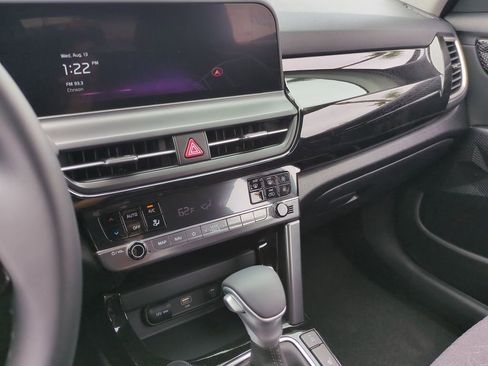 New 2026 Kia Seltos S image 17