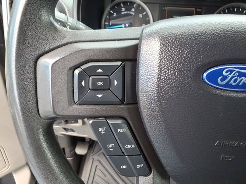 Used 2019 Ford F250 XLT w/ XLT Premium Package AWD/4WD image 31