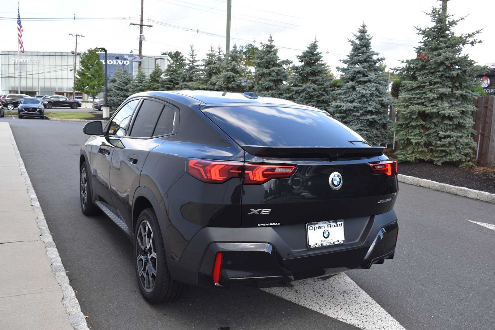 Used 2026 BMW X2 xDrive28i AWD/4WD image 14