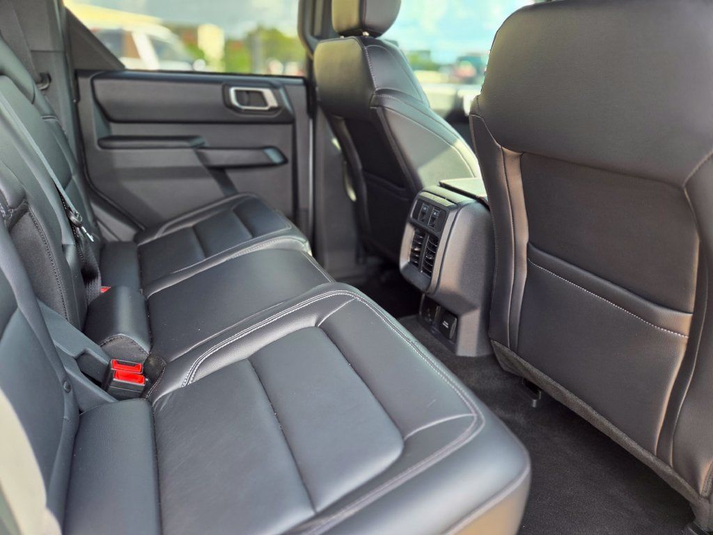 New 2026 Ford Bronco Outer Banks AWD/4WD image 11