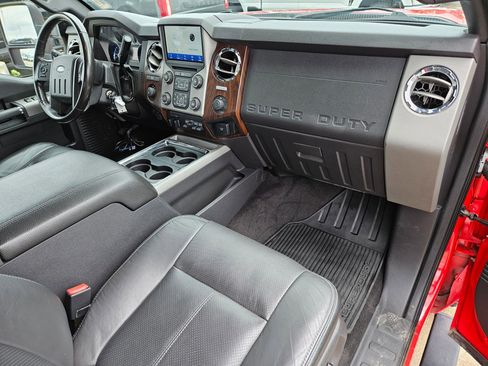 Used 2016 Ford F250 Lariat w/ Lariat Interior Package AWD/4WD image 26