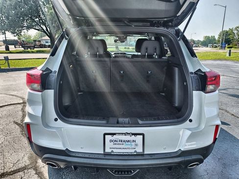 Used 2022 Chevrolet TrailBlazer RS w/ Convenience Package AWD/4WD image 24