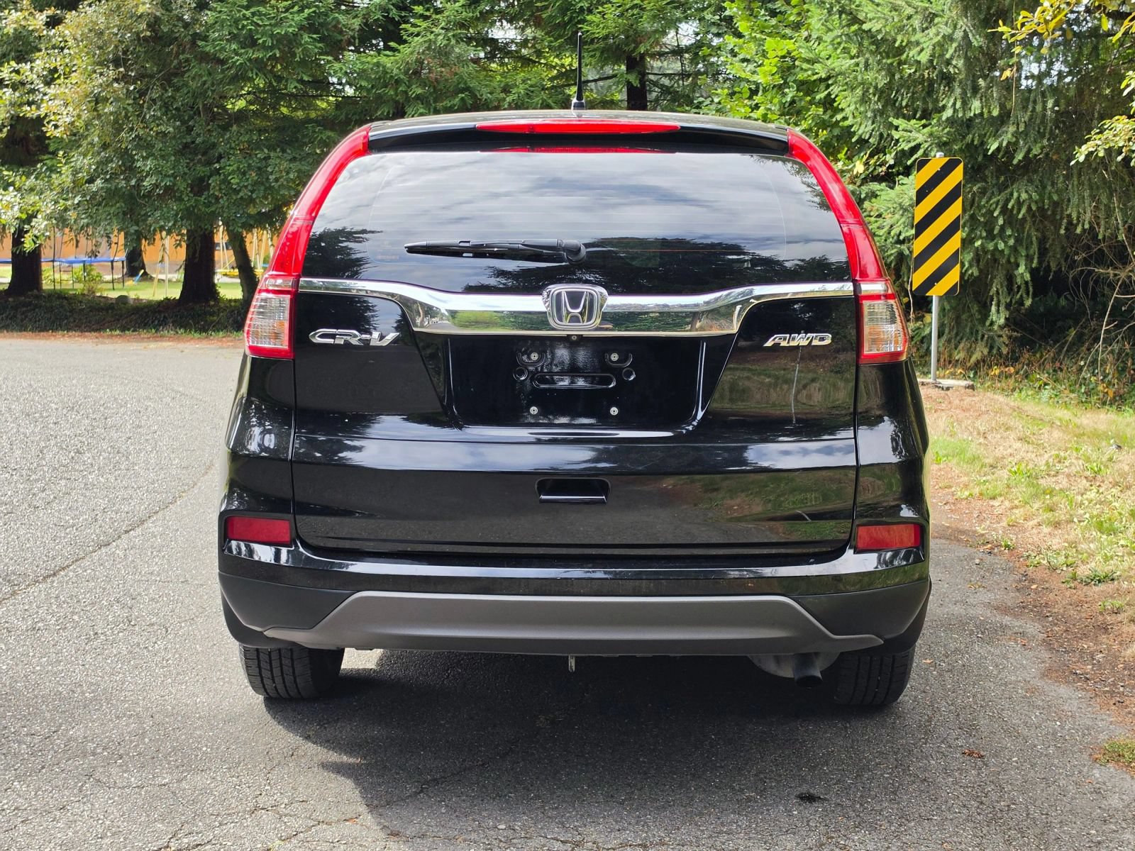 Used 2015 Honda CR-V LX image 4