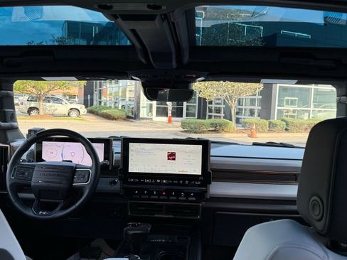 Used 2024 GMC Hummer EV 3X w/ Omega Edition AWD/4WD image 55