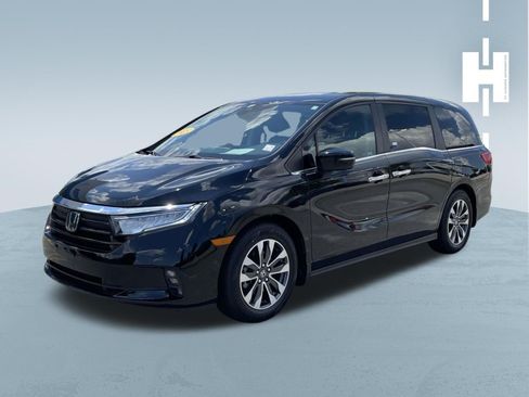 Used 2023 Honda Odyssey EX-L image 3