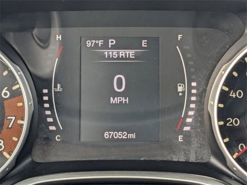 Used 2021 Jeep Compass Latitude w/ Sun and Sound Group image 23