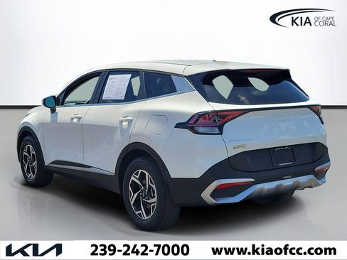 Certified 2024 Kia Sportage LX FWD image 4