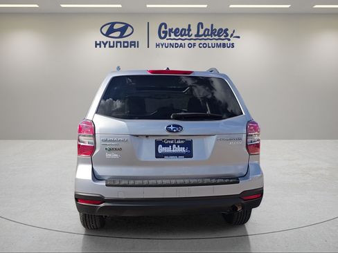 Used 2015 Subaru Forester 2.5i Premium w/ All-Weather Package AWD/4WD image 4