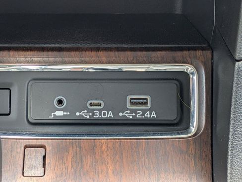 Certified 2024 Subaru Ascent Touring AWD/4WD image 14