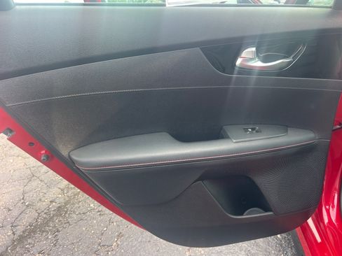 Used 2022 Kia Forte GT w/ GT2 Package FWD image 12