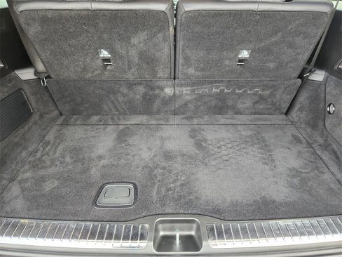 Used 2022 Mercedes-Benz GLS 450 4MATIC image 33