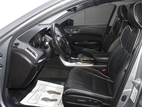 Used 2018 Acura TLX V6 w/ Technology Package FWD image 18