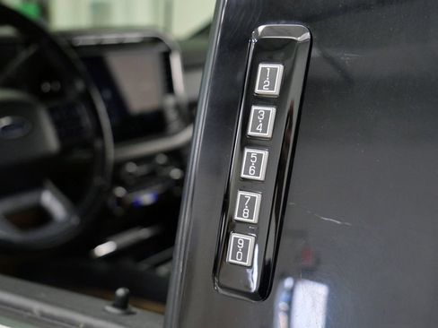 Used 2023 Ford F250 Lariat w/ Chrome Package AWD/4WD image 16