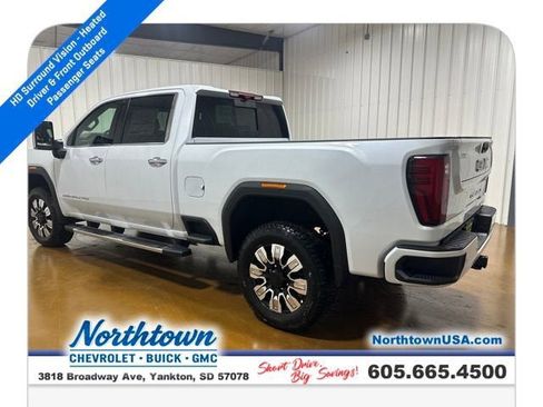 New 2026 GMC Sierra 2500 Denali w/ Denali Reserve Package image 3
