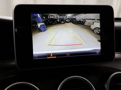 Used 2019 Mercedes-Benz GLC 300 4MATIC image 20